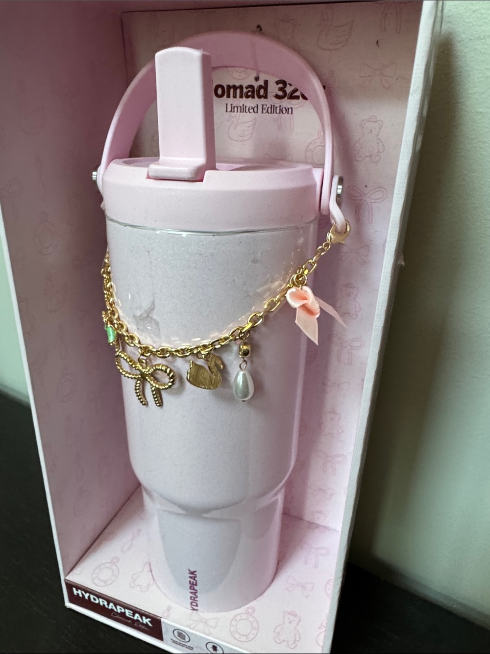 Hydrapeak Nomad 32oz Insulated Tumbler — Pink with Gold Charm Chain - Picture 4 of 6